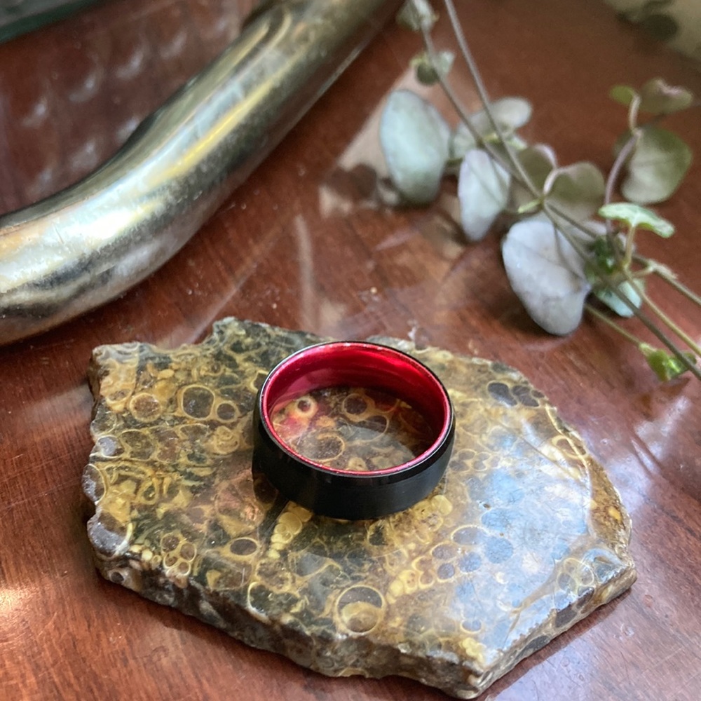 Mens ring, size 11.5